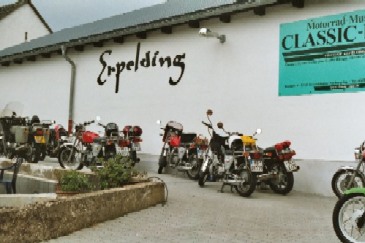 am Rennsportmuseum Erpelding