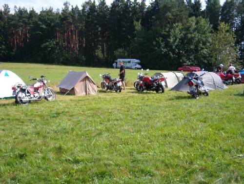 Wankelfahrer beim Zelten