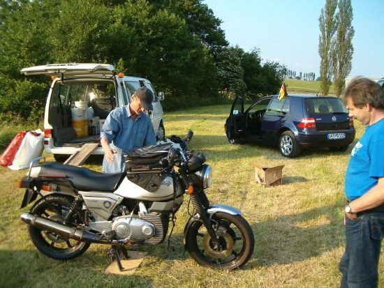 Auf dem Zeltgel&auml;nde beim Wankeltreffen