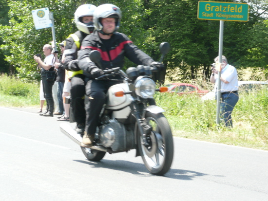 Norton Classic mit Bordpersonal